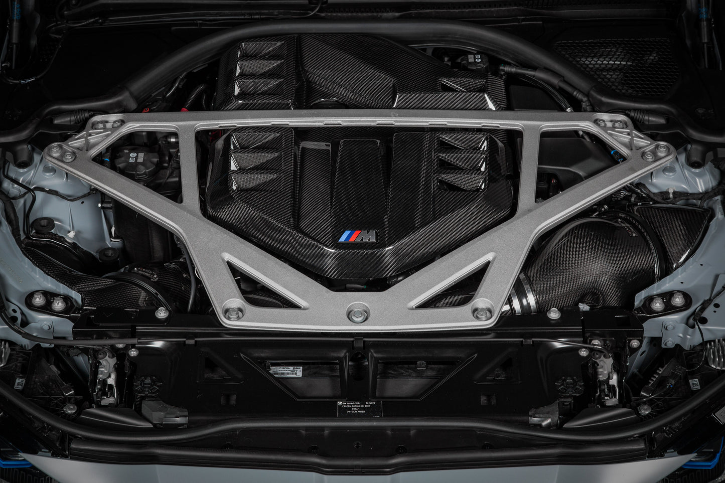 Eventuri BMW G8X M3/M4 Carbon Intake for all strut braces - Gloss Finish