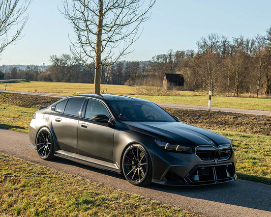 BMW G90 M5 CARBON FIBRE FULL KIT - CT DESIGN