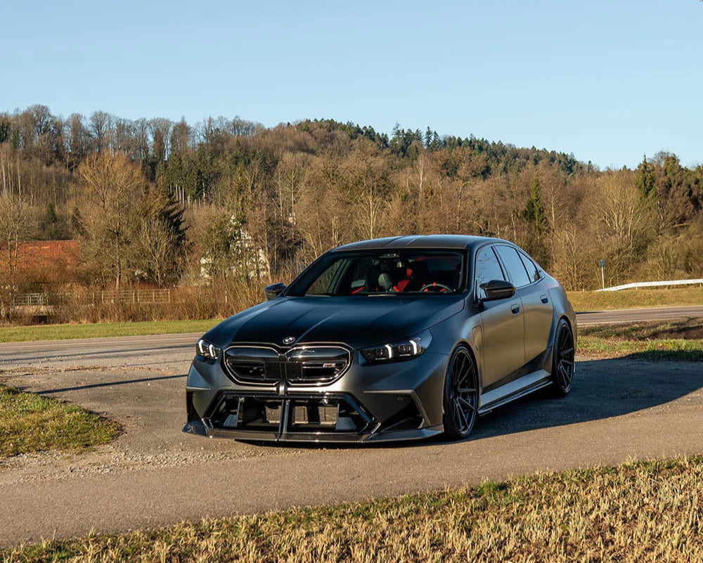 BMW G90 M5 CARBON FIBRE FULL KIT - CT DESIGN