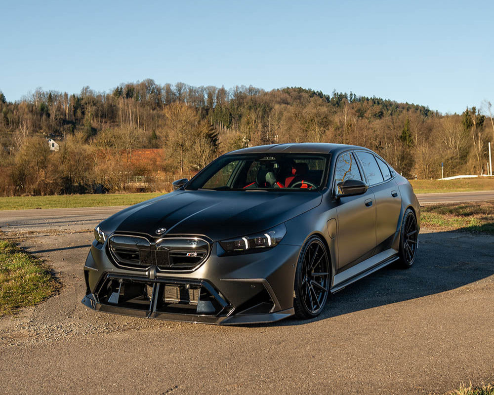 BMW G90 M5 CARBON FIBRE FULL KIT - CT DESIGN