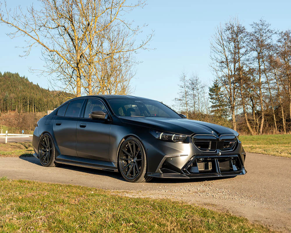 BMW G90 M5 CARBON FIBRE FULL KIT - CT DESIGN