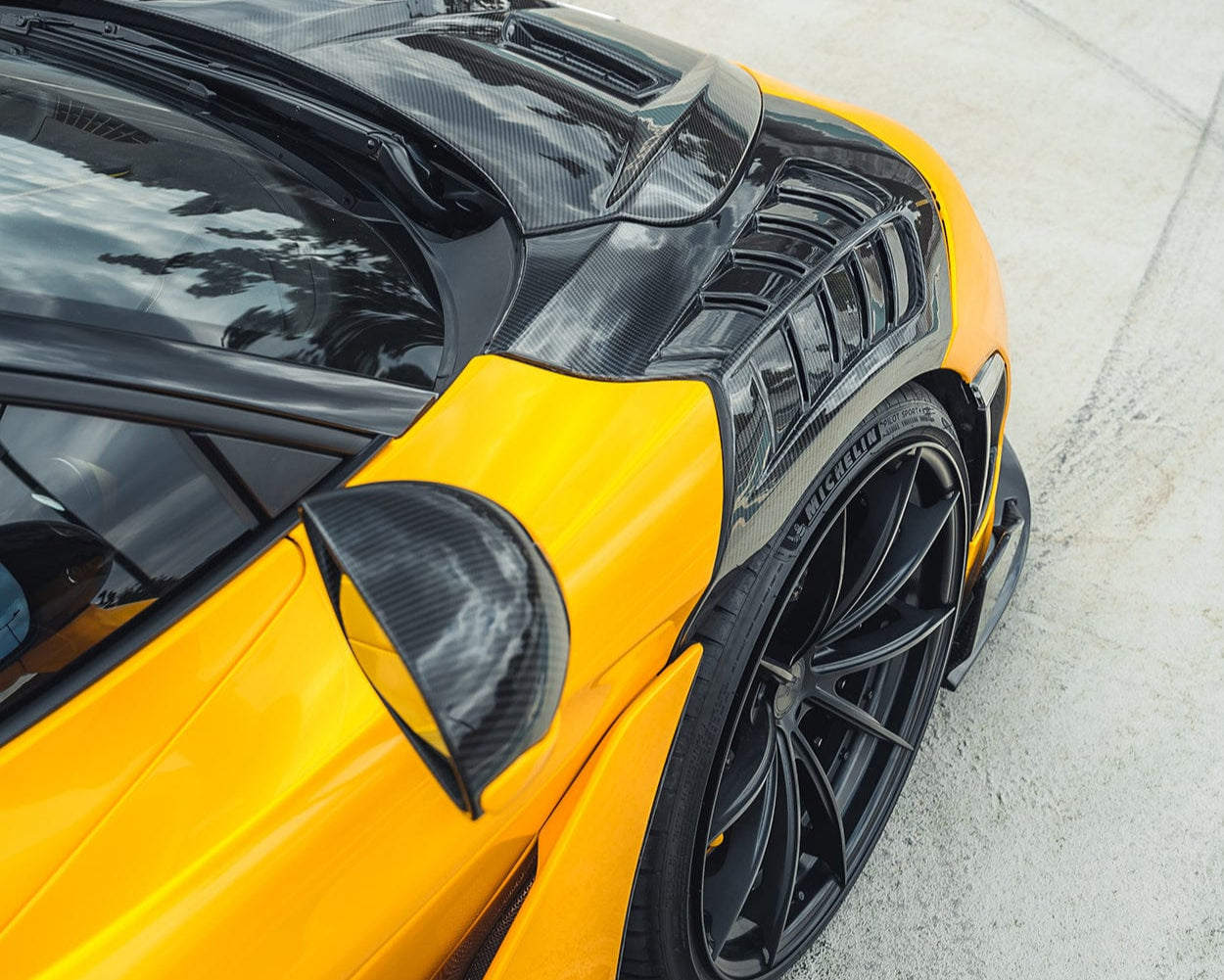 MCLAREN 720S CT CARBON