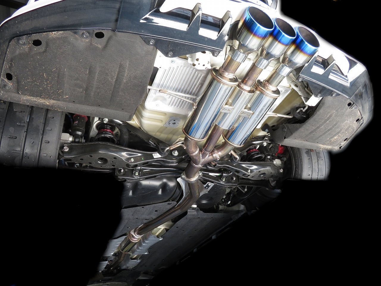 Sistema de escape con silenciador Blitz Nur-Spec Custom Edition Nur-CE VSR - FK8 Type-R