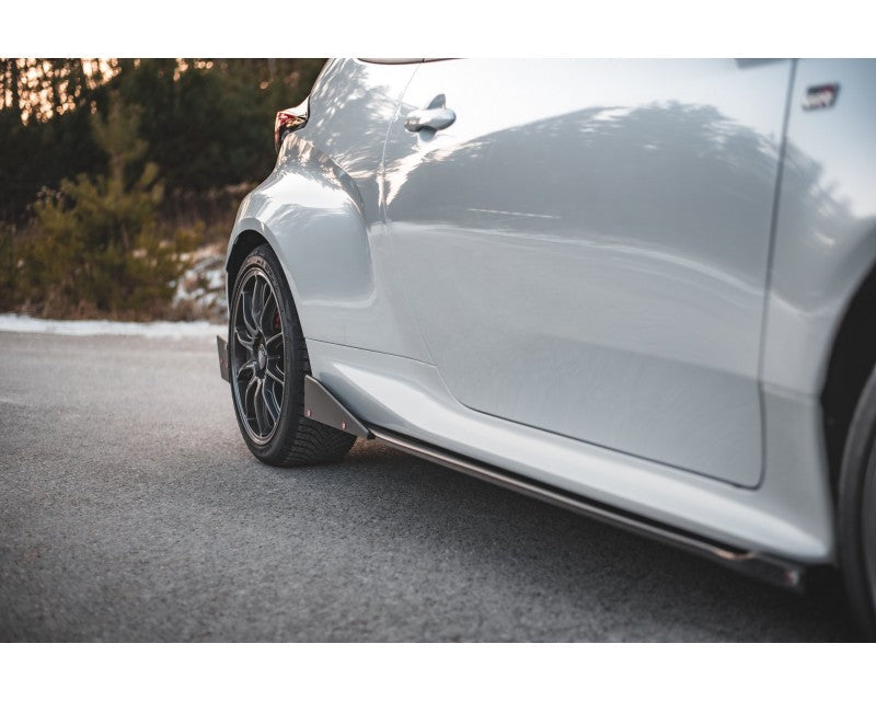 Faldilles laterals amb solapes V.2 Maxton Disseny Toyota GR Yaris Mk4