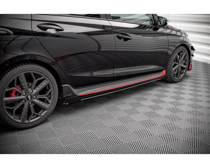 Faldones laterales Street Pro con aletas Maxton Design para Hyundai I20 N Mk3