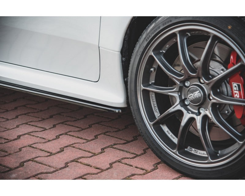 Faldons laterals V.1 Maxton Design Toyota GR Yaris Mk4