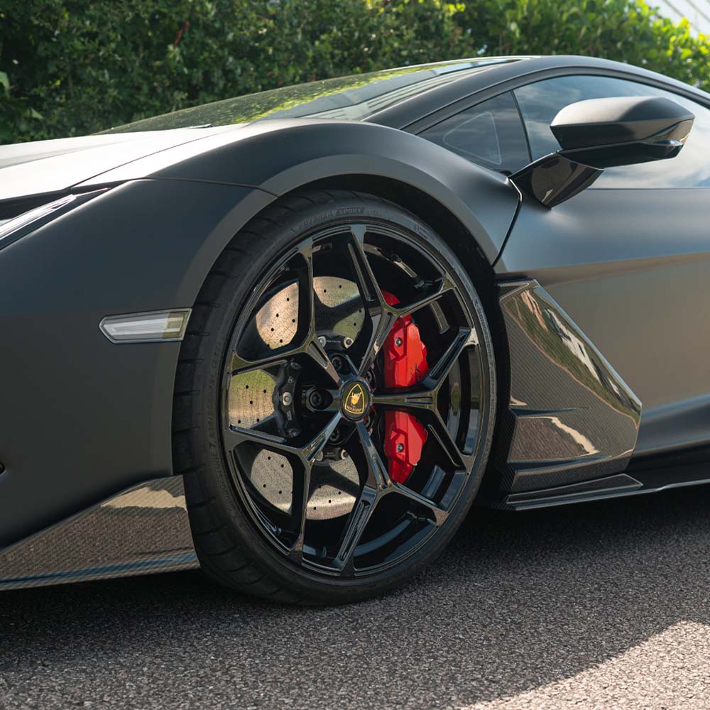CT CARBON LAMBORGHINI REVUELTO CARBON FIBRE DOOR TRIM