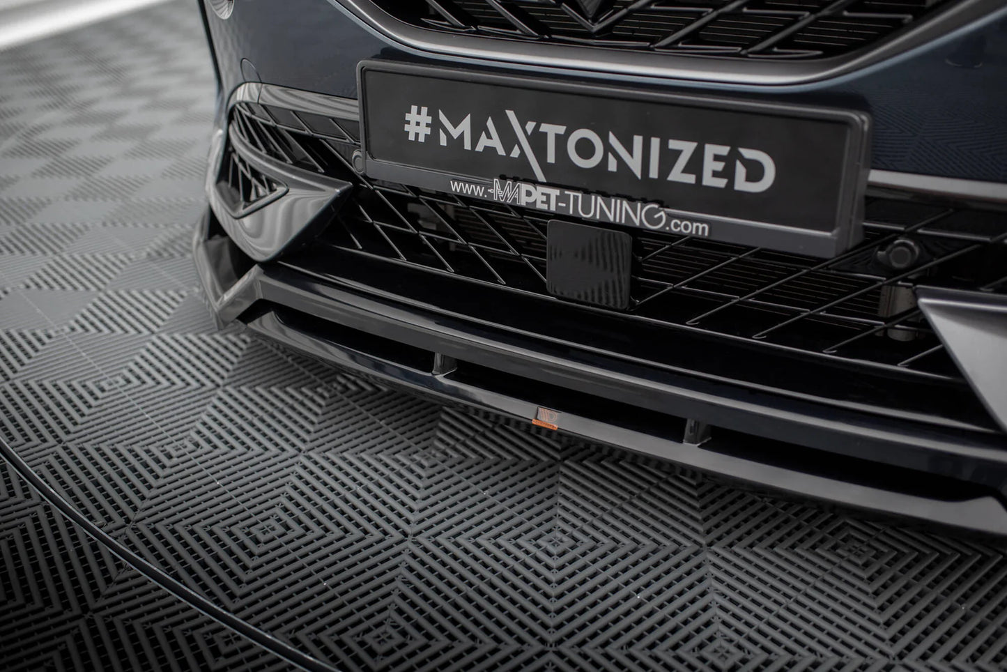 MAXTON Front Splitter V.4 Cupra Formentor Mk1